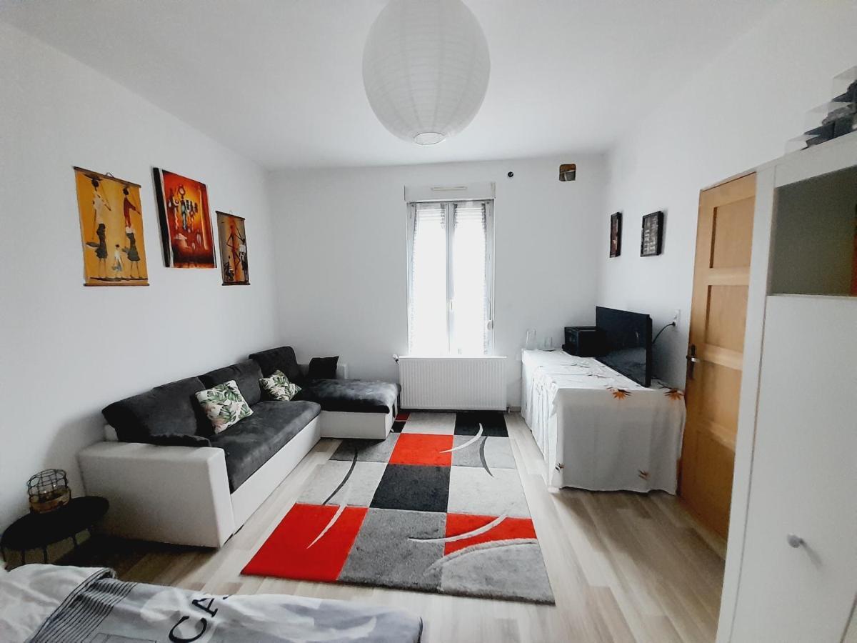 Une Chambre De 20M2 Chez Les Habitants Dieppe Luaran gambar